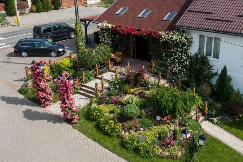 Reghin Cazare | Motel (K1541-66) Imaginea poate fi supusă drepturilor de autor. Se recomandă contactarea titularului drepturilor.