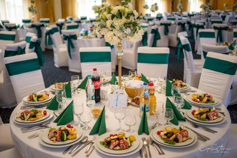 Szászrégen Szállás | Turisztikai panzió (K1542-6) A kép szerzői jogvédelem alatt állhat. Javasolt a kapcsolatfelvétel a jog tulajdonossal.