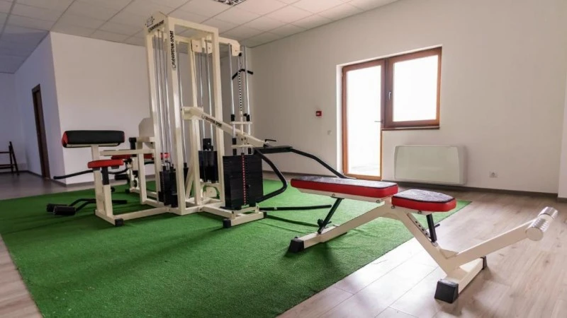 Reghin Cazare | Pensiune turistică (K1542-34) Imaginea poate fi supusă drepturilor de autor. Se recomandă contactarea titularului drepturilor.