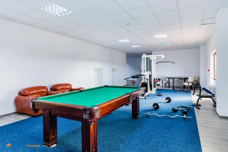 Reghin Cazare | Pensiune turistică (K1542-35) Imaginea poate fi supusă drepturilor de autor. Se recomandă contactarea titularului drepturilor.