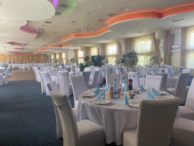 Szászrégen Szállás | Turisztikai panzió (K1542-46) A kép szerzői jogvédelem alatt állhat. Javasolt a kapcsolatfelvétel a jog tulajdonossal.