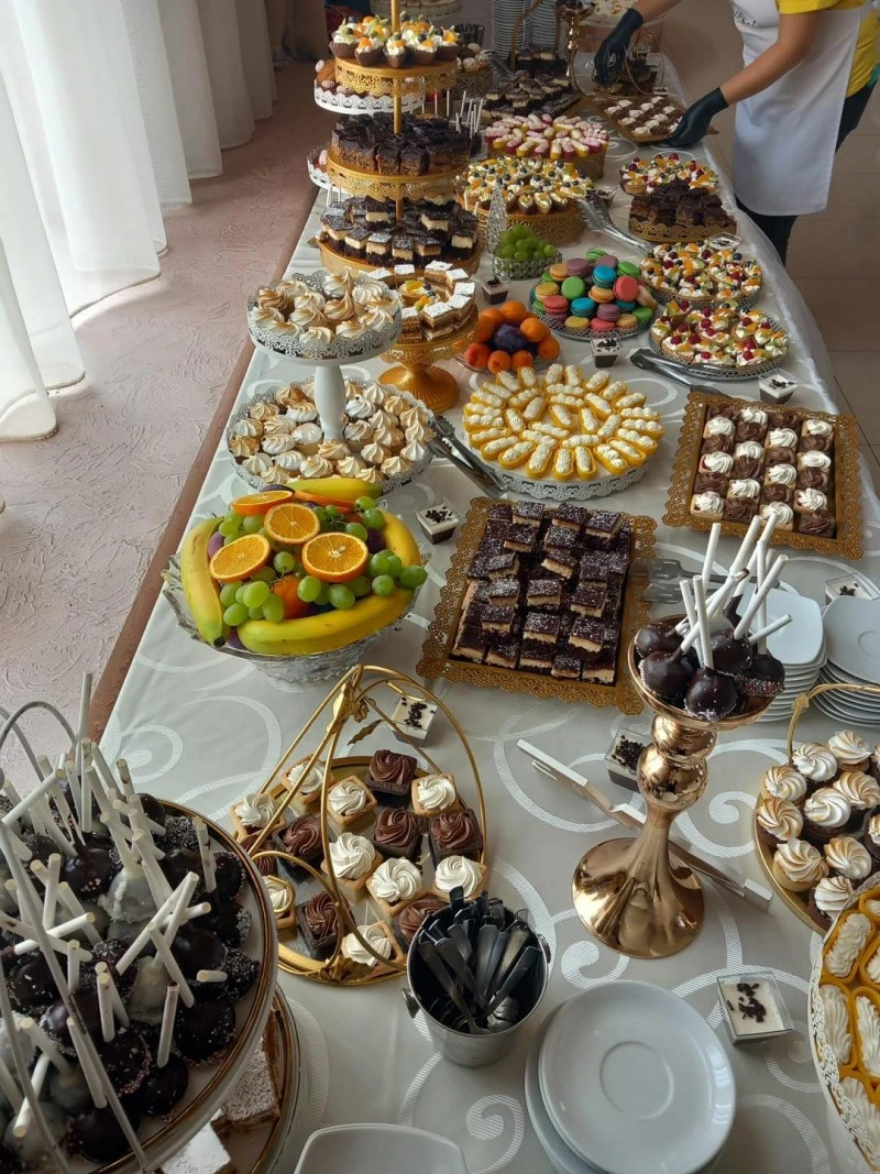 Szászrégen Szállás | Turisztikai panzió (K1542-51) A kép szerzői jogvédelem alatt állhat. Javasolt a kapcsolatfelvétel a jog tulajdonossal.