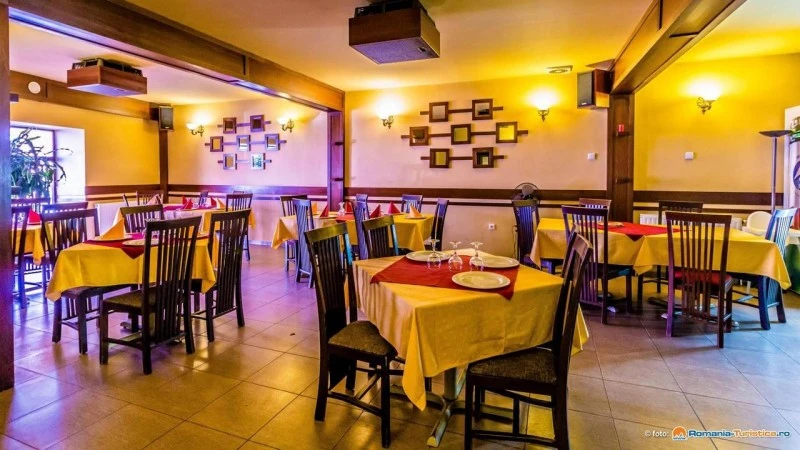 Reghin Cazare | Motel (K1543-3) Imaginea poate fi supusă drepturilor de autor. Se recomandă contactarea titularului drepturilor.