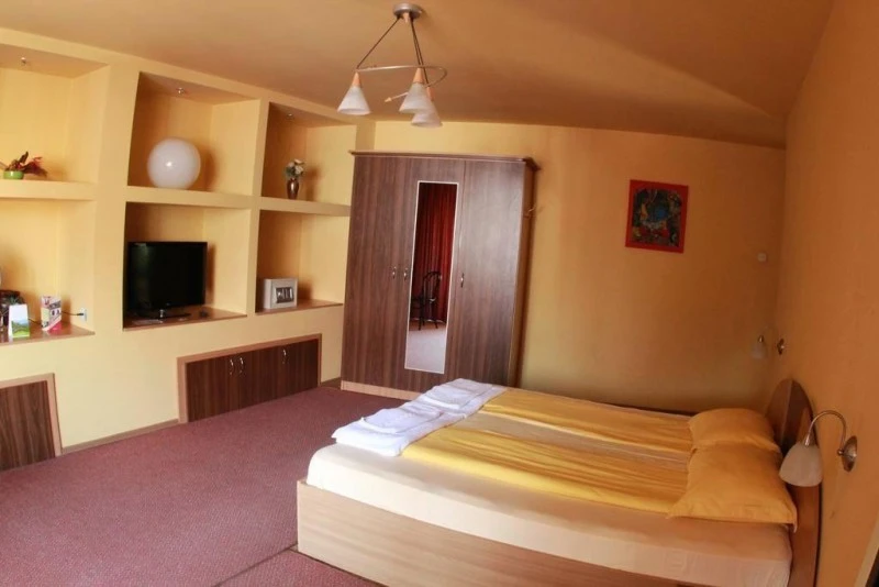 Szászrégen Szállás | Motel (K1543-12) A kép szerzői jogvédelem alatt állhat. Javasolt a kapcsolatfelvétel a jog tulajdonossal.