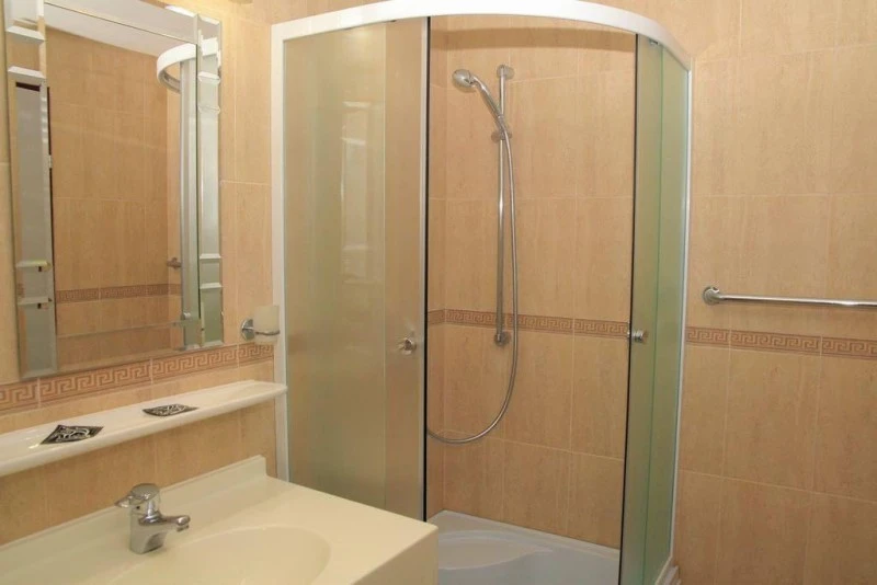 Szászrégen Szállás | Motel (K1543-19) A kép szerzői jogvédelem alatt állhat. Javasolt a kapcsolatfelvétel a jog tulajdonossal.