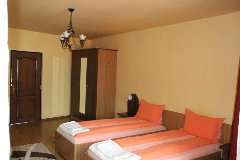 Szászrégen Szállás | Motel (K1543-20) A kép szerzői jogvédelem alatt állhat. Javasolt a kapcsolatfelvétel a jog tulajdonossal.