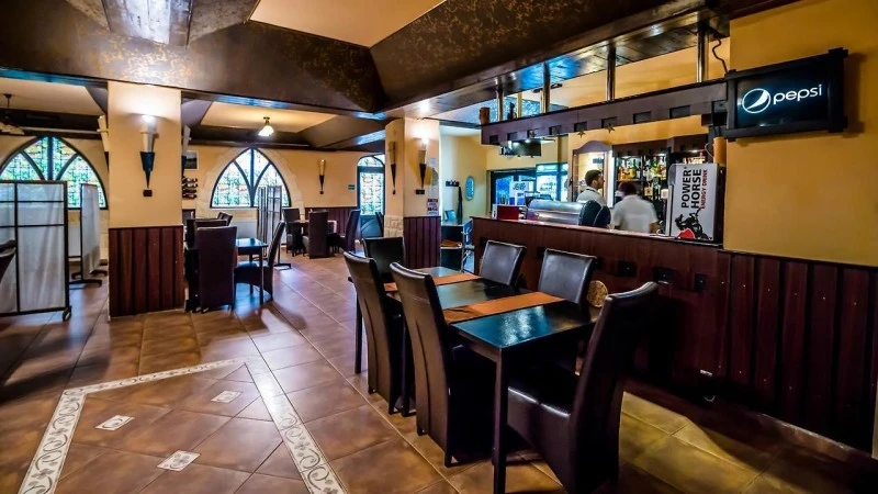 Szászrégen Szállás | Turisztikai panzió (K0032-4) A kép szerzői jogvédelem alatt állhat. Javasolt a kapcsolatfelvétel a jog tulajdonossal.