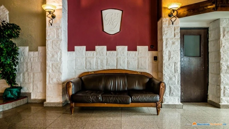 Reghin Cazare | Pensiune turistică (K0032-34) Imaginea poate fi supusă drepturilor de autor. Se recomandă contactarea titularului drepturilor.