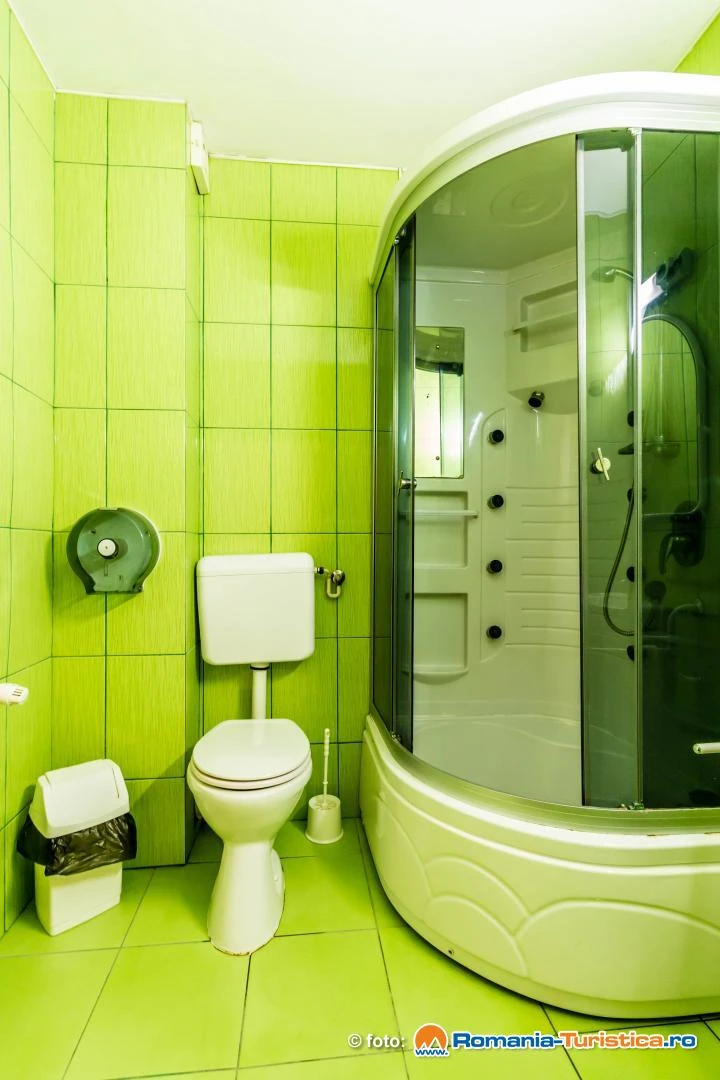 Reghin Cazare | Pensiune turistică (K0032-63) Imaginea poate fi supusă drepturilor de autor. Se recomandă contactarea titularului drepturilor.