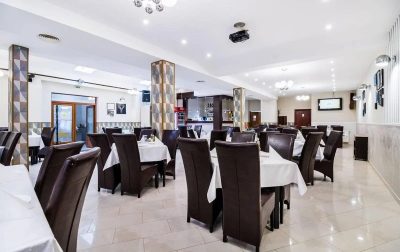 Reghin Cazare | Motel (K0103-2) Imaginea poate fi supusă drepturilor de autor. Se recomandă contactarea titularului drepturilor.