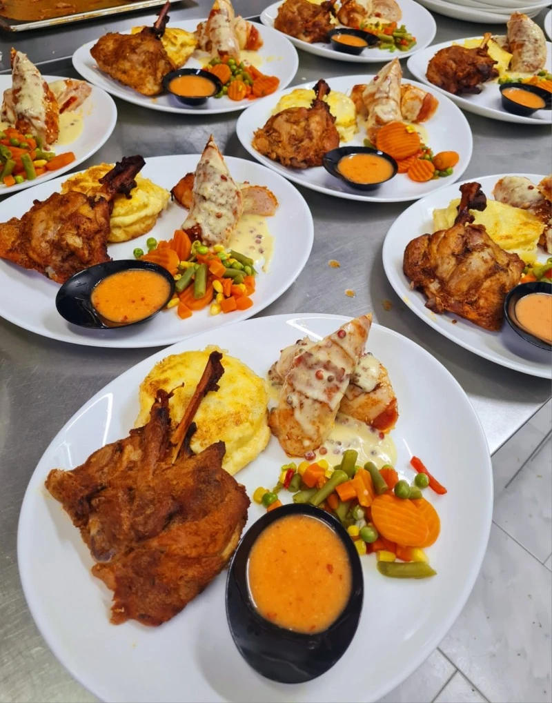 Reghin Cazare | Motel (K0103-8) Imaginea poate fi supusă drepturilor de autor. Se recomandă contactarea titularului drepturilor.