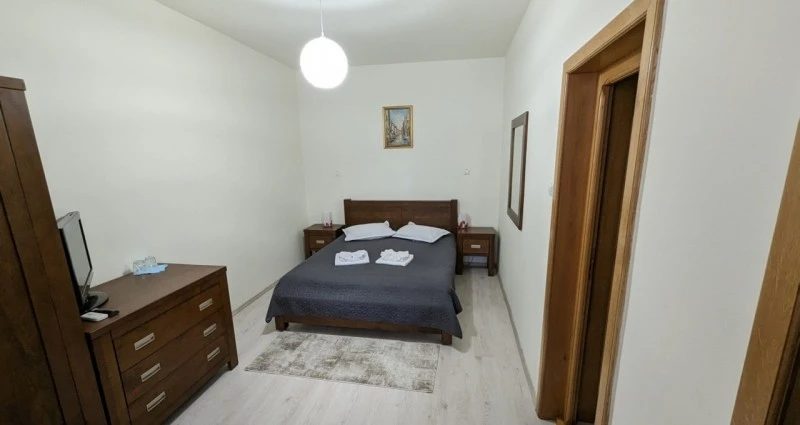 Reghin Cazare | Motel (K0103-14) Imaginea poate fi supusă drepturilor de autor. Se recomandă contactarea titularului drepturilor.