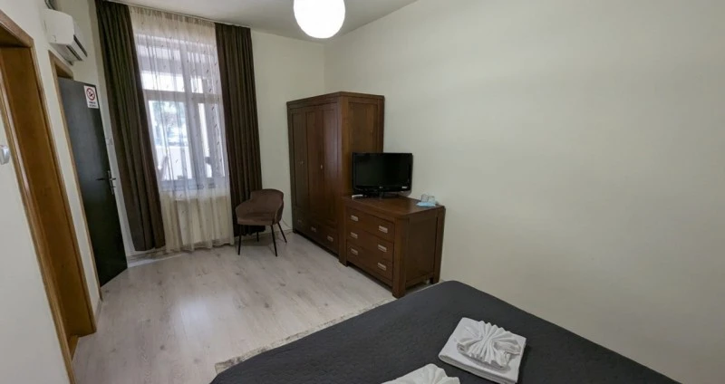 Szászrégen Szállás | Motel (K0103-29) A kép szerzői jogvédelem alatt állhat. Javasolt a kapcsolatfelvétel a jog tulajdonossal.