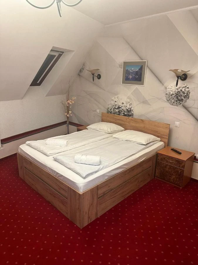 Gheorgheni Cazare | Hotel*** (K1533-51) Imaginea poate fi supusă drepturilor de autor. Se recomandă contactarea titularului drepturilor.