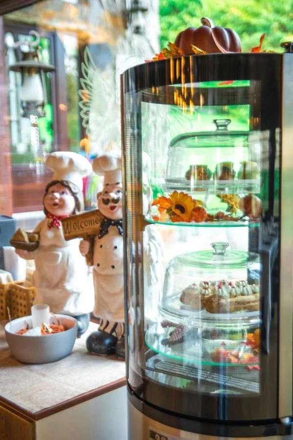 Reghin Cazare | Motel (K1544-10) Imaginea poate fi supusă drepturilor de autor. Se recomandă contactarea titularului drepturilor.