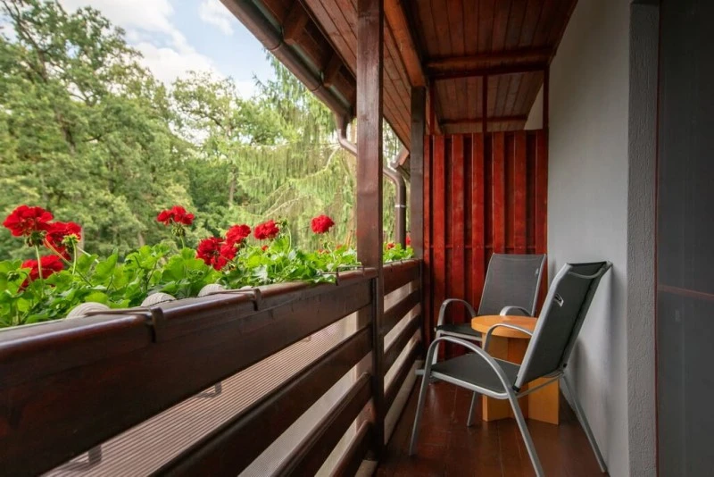 Reghin Cazare | Motel (K1544-22) Imaginea poate fi supusă drepturilor de autor. Se recomandă contactarea titularului drepturilor.