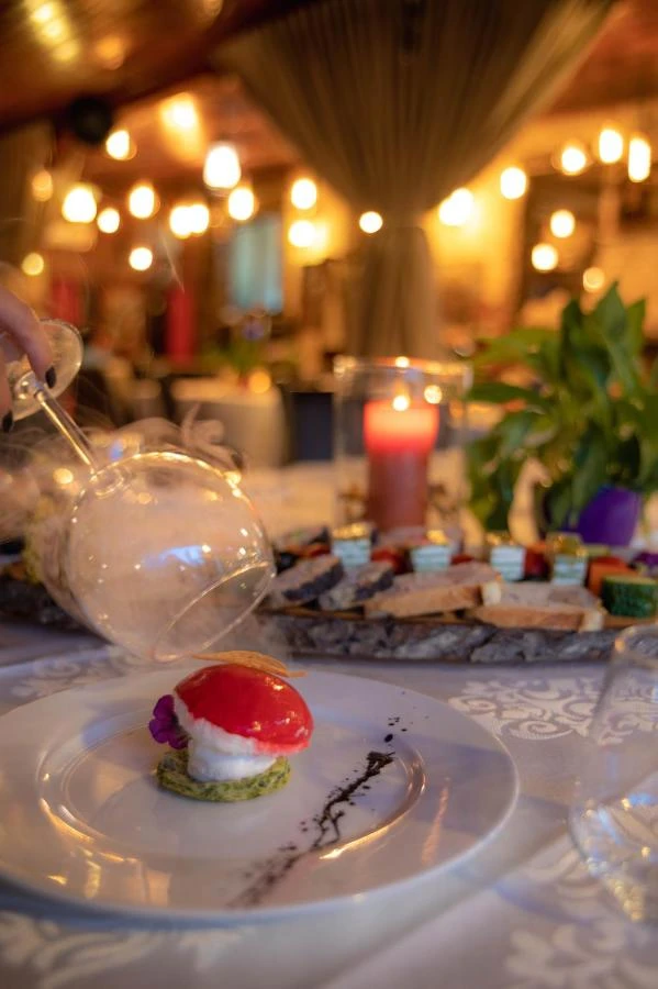 Reghin Cazare | Motel (K1544-32) Imaginea poate fi supusă drepturilor de autor. Se recomandă contactarea titularului drepturilor.