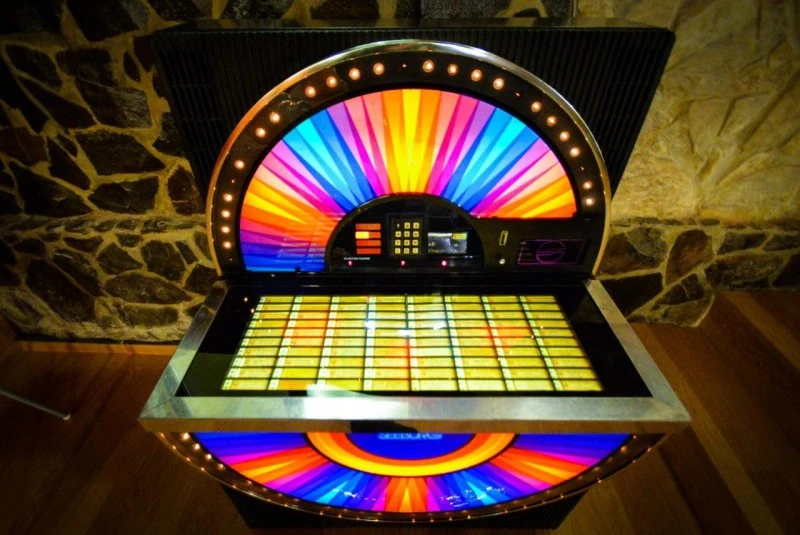 Reghin Cazare | Motel (K1544-35) Imaginea poate fi supusă drepturilor de autor. Se recomandă contactarea titularului drepturilor.