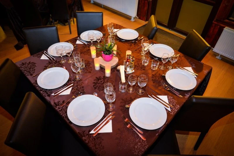 Reghin Cazare | Motel (K1544-39) Imaginea poate fi supusă drepturilor de autor. Se recomandă contactarea titularului drepturilor.