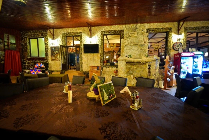 Reghin Cazare | Motel (K1544-43) Imaginea poate fi supusă drepturilor de autor. Se recomandă contactarea titularului drepturilor.