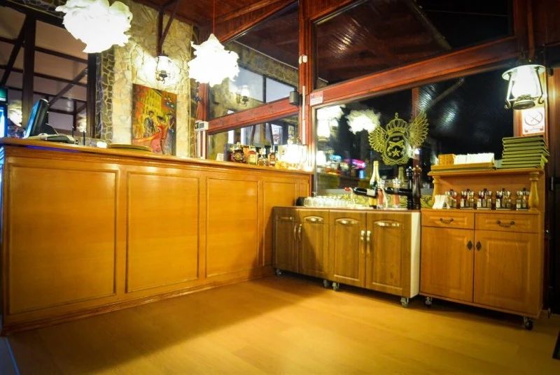 Reghin Cazare | Motel (K1544-49) Imaginea poate fi supusă drepturilor de autor. Se recomandă contactarea titularului drepturilor.