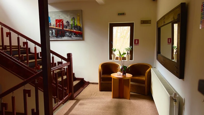 Reghin Cazare | Motel (K1544-59) Imaginea poate fi supusă drepturilor de autor. Se recomandă contactarea titularului drepturilor.