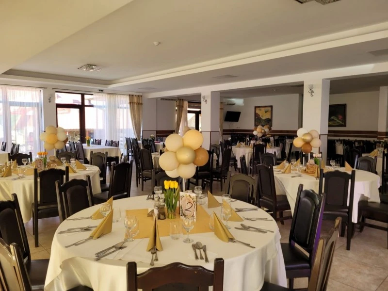 Reghin Cazare | Motel (K1545-7) Imaginea poate fi supusă drepturilor de autor. Se recomandă contactarea titularului drepturilor.