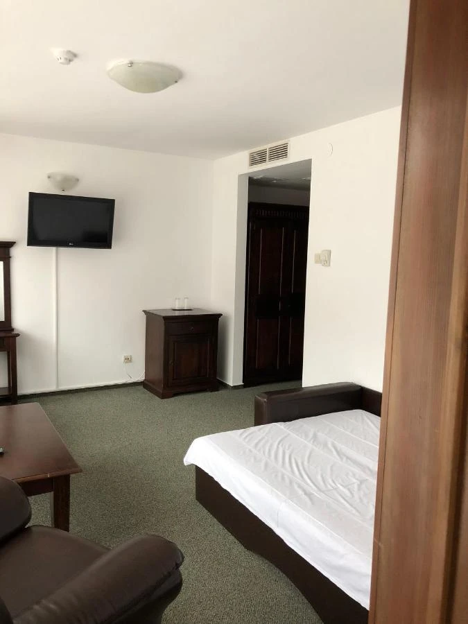 Szászrégen Szállás | Motel (K1545-18) A kép szerzői jogvédelem alatt állhat. Javasolt a kapcsolatfelvétel a jog tulajdonossal.