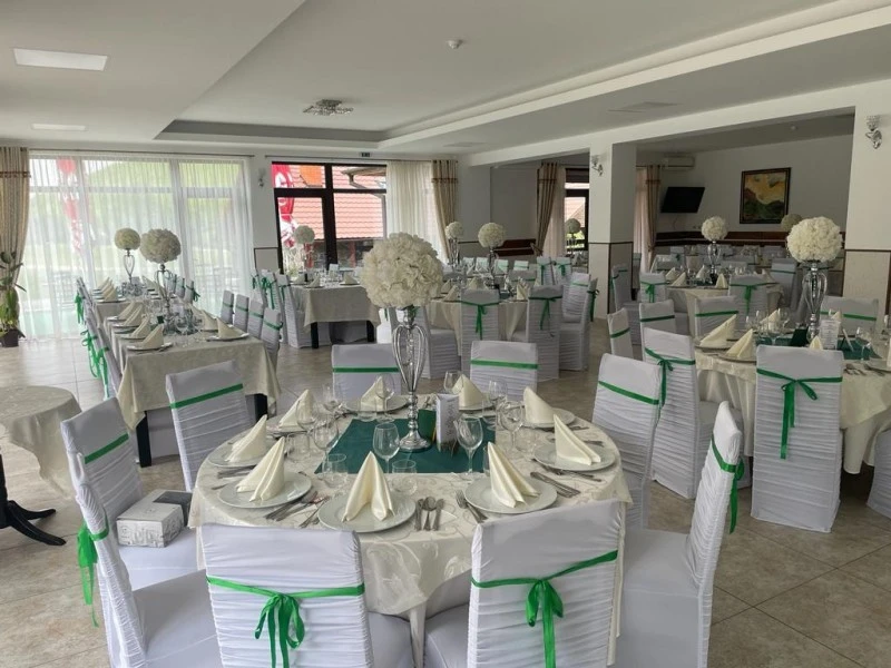 Szászrégen Szállás | Motel (K1545-40) A kép szerzői jogvédelem alatt állhat. Javasolt a kapcsolatfelvétel a jog tulajdonossal.