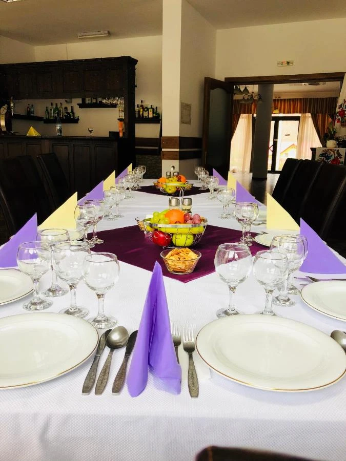 Reghin Cazare | Motel (K1545-43) Imaginea poate fi supusă drepturilor de autor. Se recomandă contactarea titularului drepturilor.