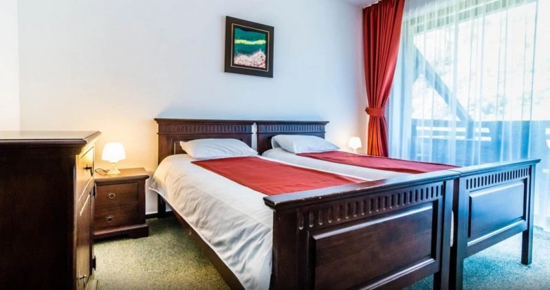 Reghin Cazare | Motel (K1545-54) Imaginea poate fi supusă drepturilor de autor. Se recomandă contactarea titularului drepturilor.