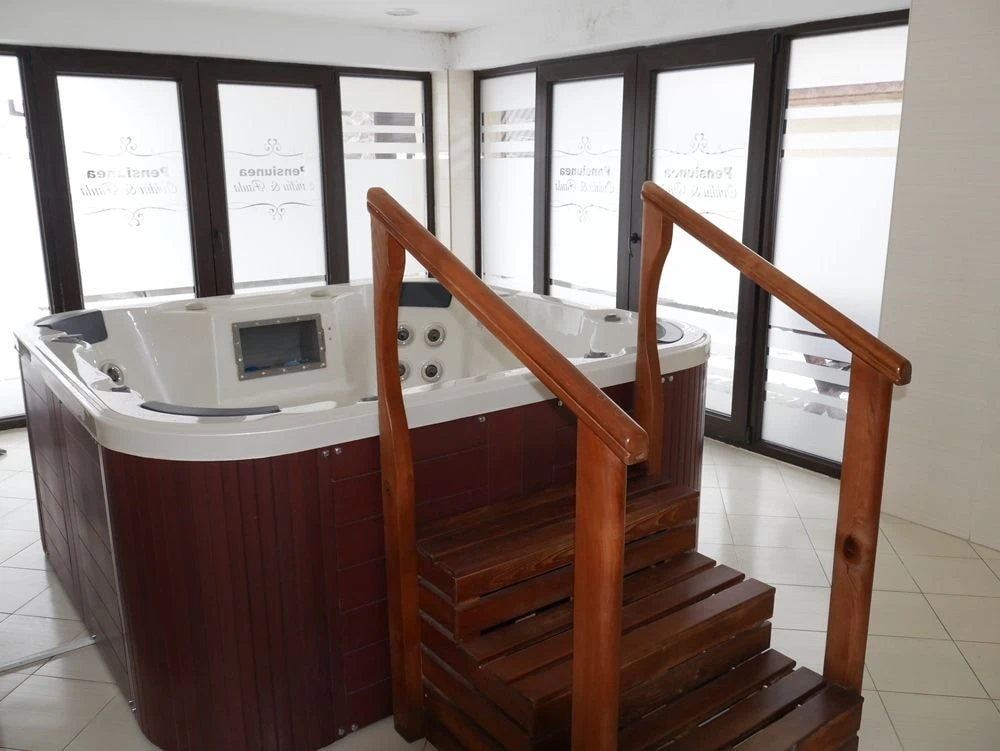 Reghin Cazare | Motel (K1545-66) Imaginea poate fi supusă drepturilor de autor. Se recomandă contactarea titularului drepturilor.