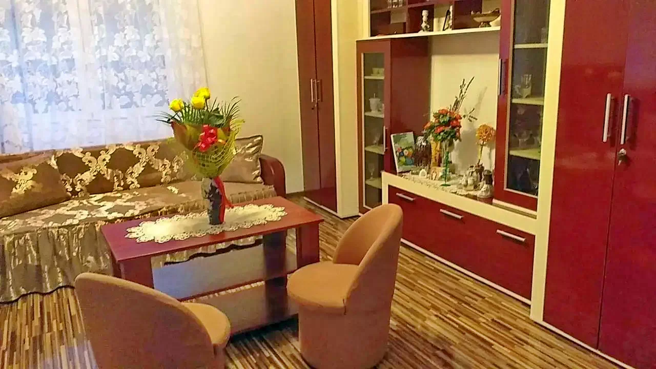 Hátszeg Szállás | Üdülőfalu (K1214-8) A kép szerzői jogvédelem alatt állhat. Javasolt a kapcsolatfelvétel a jog tulajdonossal.