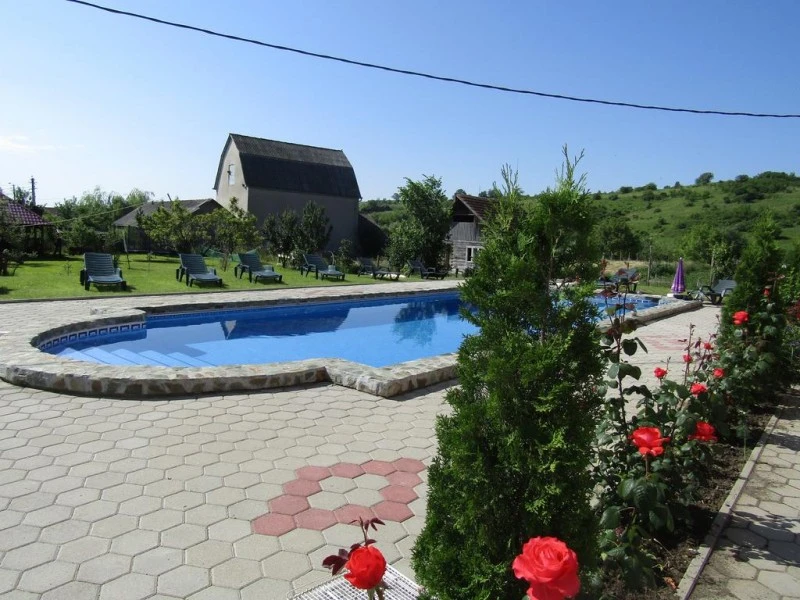 Turda Cazare | Motel (K1522-12) Imaginea poate fi supusă drepturilor de autor. Se recomandă contactarea titularului drepturilor.