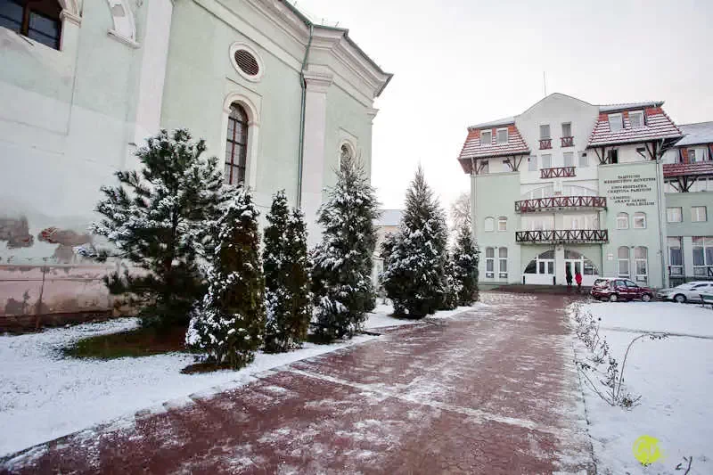 Nagyvárad Szállás | Hostel (K0954-13) A kép szerzői jogvédelem alatt állhat. Javasolt a kapcsolatfelvétel a jog tulajdonossal.