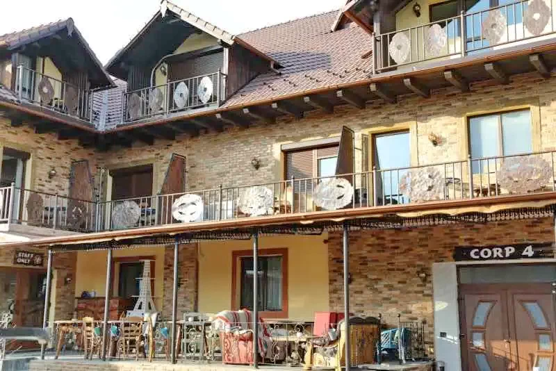 Câmpia Turzii Cazare | Motel (K0877-41) Imaginea poate fi supusă drepturilor de autor. Se recomandă contactarea titularului drepturilor.