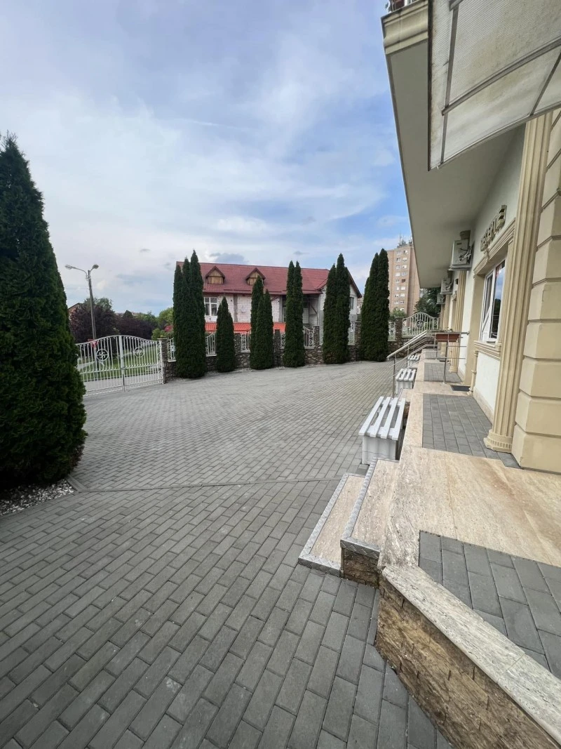 Vajdahunyad Szállás | Hotel*** (K1546-1) A kép szerzői jogvédelem alatt állhat. Javasolt a kapcsolatfelvétel a jog tulajdonossal.