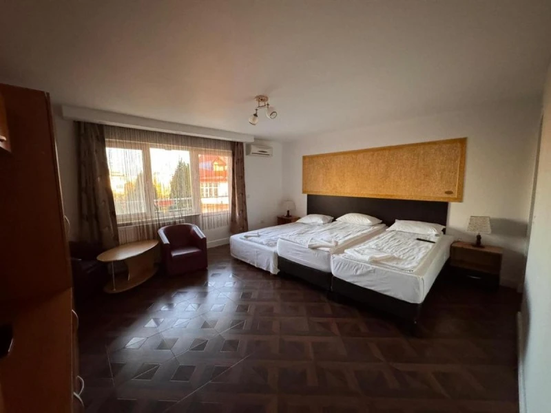 Hunedoara Cazare | Hotel*** (K1546-8) Imaginea poate fi supusă drepturilor de autor. Se recomandă contactarea titularului drepturilor.