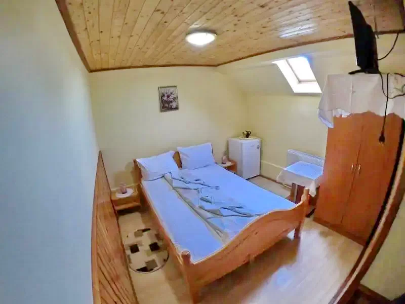 Kercisóra Szállás | Motel (K0072-17) A kép szerzői jogvédelem alatt állhat. Javasolt a kapcsolatfelvétel a jog tulajdonossal.