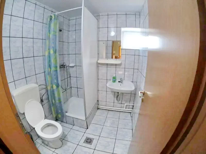 Cârțișoara Cazare | Motel (K0072-20) Imaginea poate fi supusă drepturilor de autor. Se recomandă contactarea titularului drepturilor.