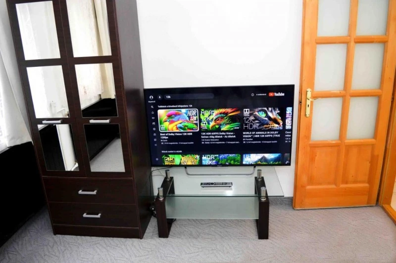  Cazare | Casă de apartamente (K1010-31) Imaginea poate fi supusă drepturilor de autor. Se recomandă contactarea titularului drepturilor.