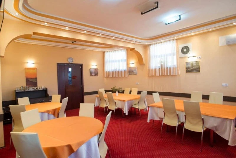 Déva Szállás | Motel (K0395-49) A kép szerzői jogvédelem alatt állhat. Javasolt a kapcsolatfelvétel a jog tulajdonossal.