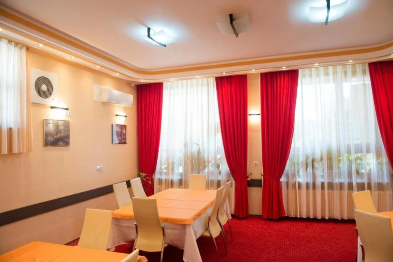 Déva Szállás | Motel (K0395-51) A kép szerzői jogvédelem alatt állhat. Javasolt a kapcsolatfelvétel a jog tulajdonossal.