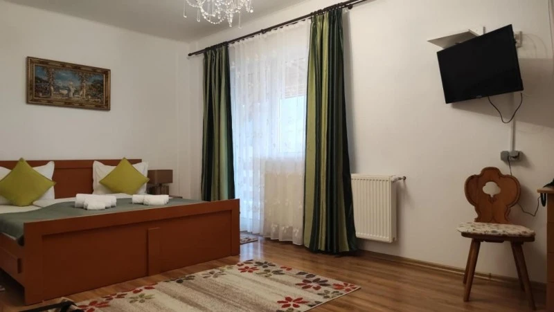 Hațeg Cazare | Motel (K1547-27) Imaginea poate fi supusă drepturilor de autor. Se recomandă contactarea titularului drepturilor.