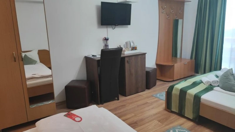 Hațeg Cazare | Motel (K1547-46) Imaginea poate fi supusă drepturilor de autor. Se recomandă contactarea titularului drepturilor.