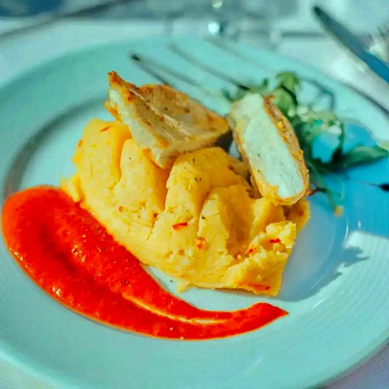 Sighetu Marmației Cazare | Pensiune turistică (K1057-10) Imaginea poate fi supusă drepturilor de autor. Se recomandă contactarea titularului drepturilor.