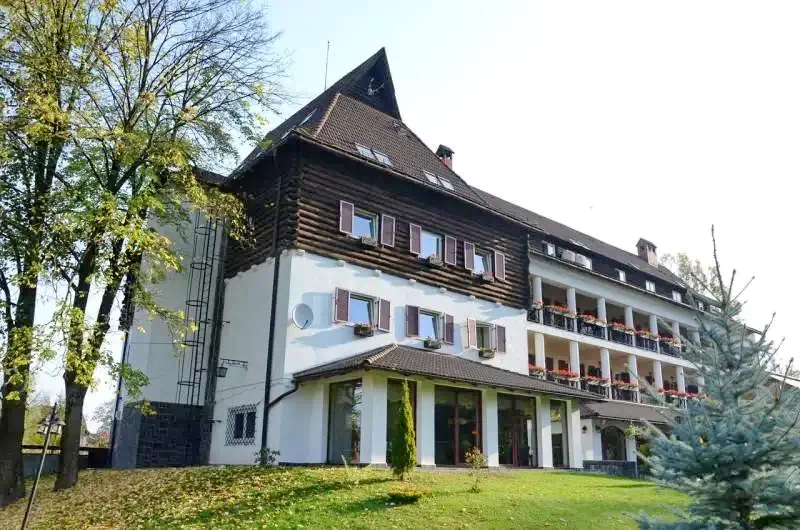 Máramarossziget Szállás | Turisztikai panzió (K1057-24) A kép szerzői jogvédelem alatt állhat. Javasolt a kapcsolatfelvétel a jog tulajdonossal.