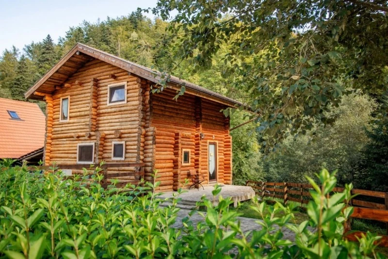 Zernest Szállás | Hotel*** (K1550-33) A kép szerzői jogvédelem alatt állhat. Javasolt a kapcsolatfelvétel a jog tulajdonossal.