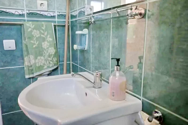 Sic Cazare | Motel (K0624-14) Imaginea poate fi supusă drepturilor de autor. Se recomandă contactarea titularului drepturilor.