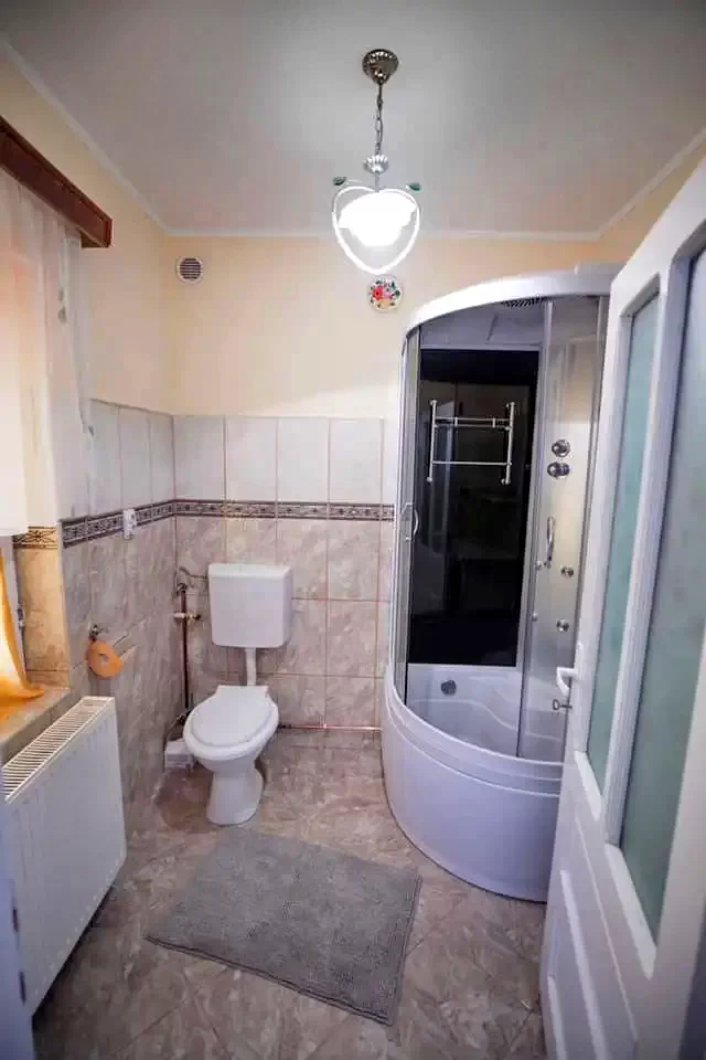 Sic Cazare | Motel (K0624-33) Imaginea poate fi supusă drepturilor de autor. Se recomandă contactarea titularului drepturilor.